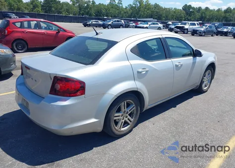 2011 Dodge Avenger Mainstreet z USA, uszkodzony, nr VIN 1B3BD1FB6BN528242